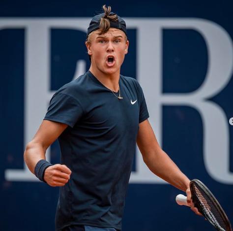 是在一次突 是在一次突